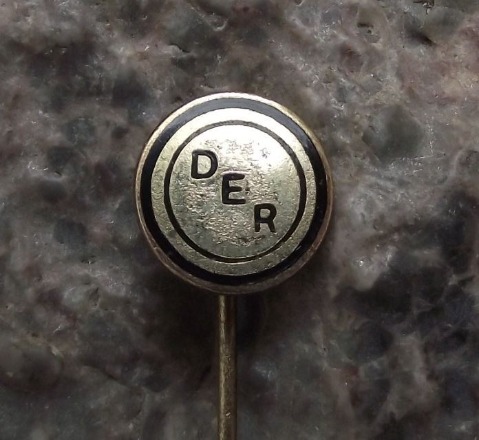 Antique DER Deutsches Reiseburo East German Travel Agent DDR GDR Pin Badge - Badgecrazy