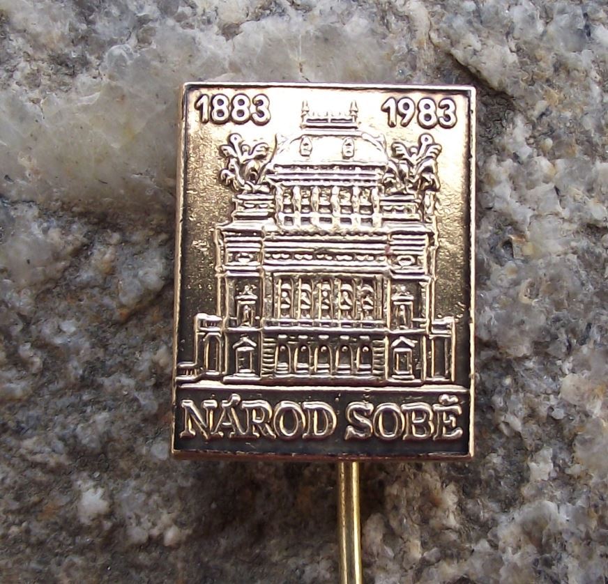 1983 Czech National Theater Prague Theatre 100th Anniversary Centenary Pin Badge - Badgecrazy