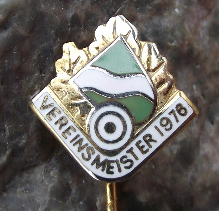 1976 Rheinland Shooting German Defence Association Club Champion Pin Badge - Badgecrazy