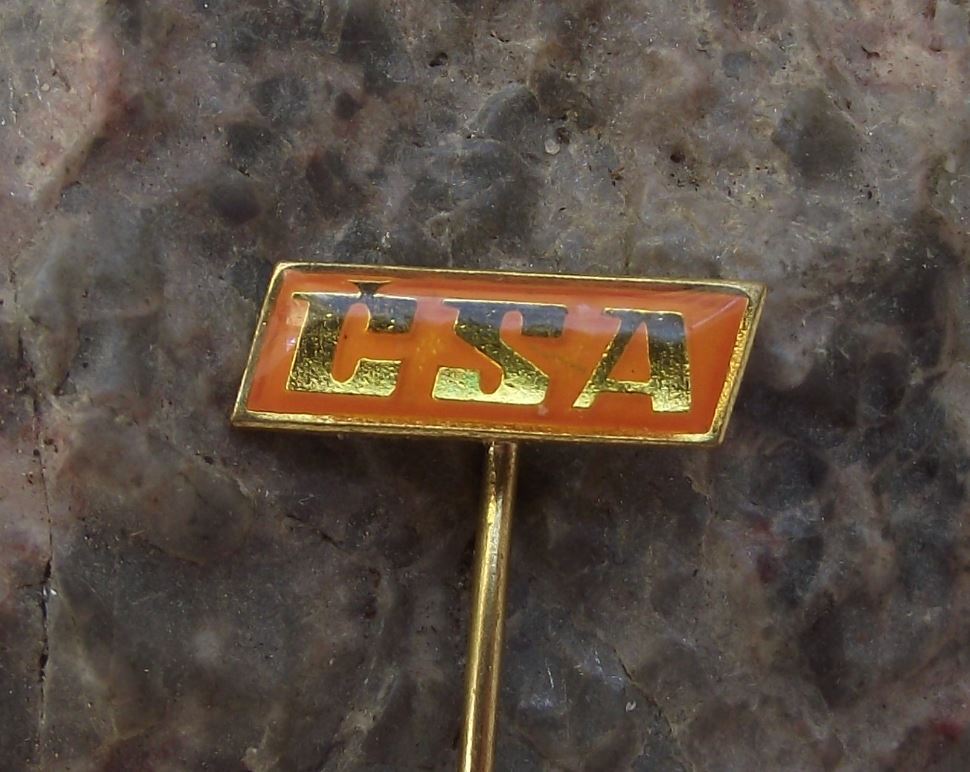CSA Czech Airlines Czechoslovakia Official Logo Airliner Aircraft Firm Pin Badge - Badgecrazy