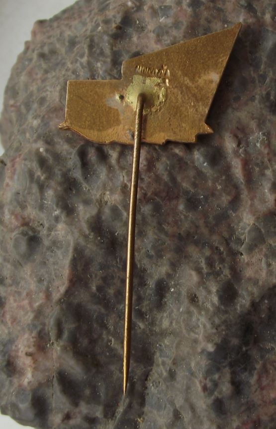 1963 Slovakia International Marathon Running Race MMM Kosice Athletics Pin Badge - Badgecrazy