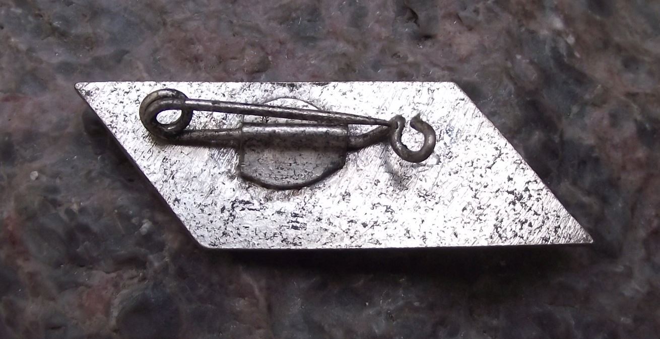 VEB Landmaschinenbau Forderbau Falkensee Metal Agricultural Farming Machines Pin - Badgecrazy