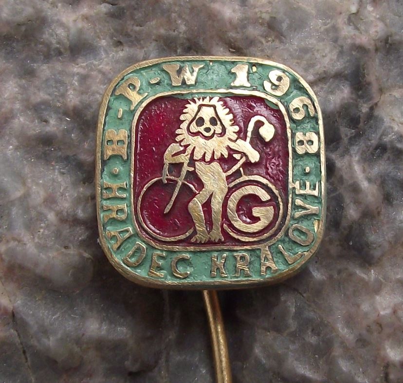 1968 WBP International Bicycle Race Hradec Kralove Lion Cycling BPW Pin Badge - Badgecrazy