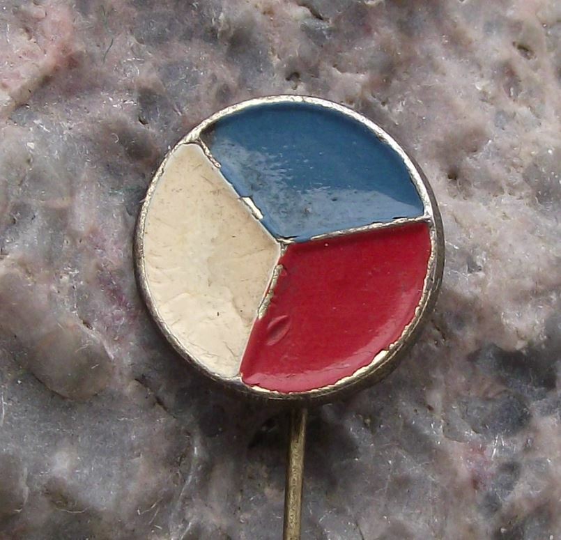 Antique Czechoslovakia Red White Blue Military Aircraft Roundel Circle Pin Badge - Badgecrazy