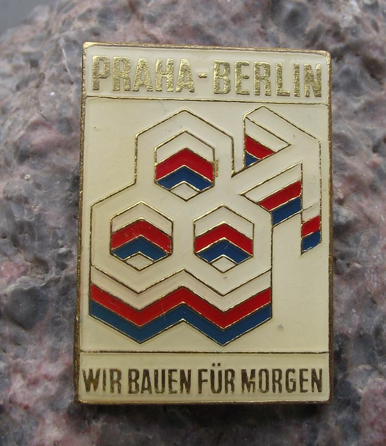 Vintage Praha Prague Berlin Wir Bauen fur Morgen Trade Fair Expo Pin Badge - Badgecrazy