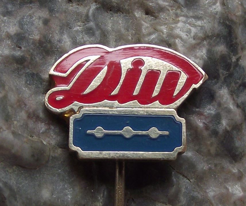 Antique DIU Astra Double Edged Safety Razor Blade Mens Shaving Company Pin Badge - Badgecrazy