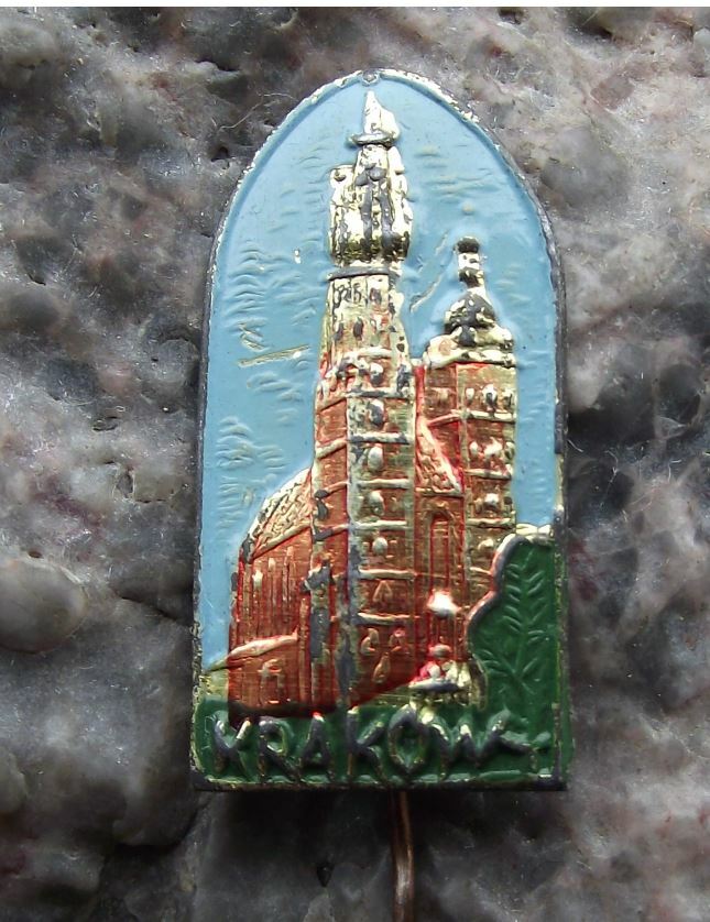 Vintage Krakow St Mary's Basilica Church Towers City Tourist Souvenier Pin Badge - Badgecrazy