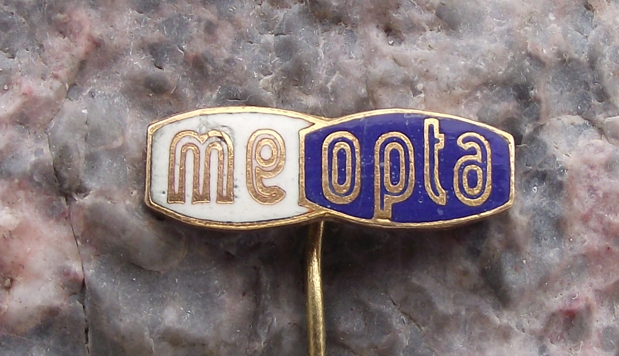Meopta Stereo Viewfinder Binocular Worm Logo Camera Optical Company Pin Badge - Badgecrazy