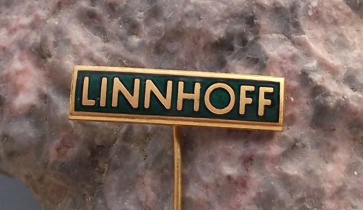 Vintage Linnhoff Asphalt Concrete Machine Systems Engineering Logo Pin Badge - Badgecrazy