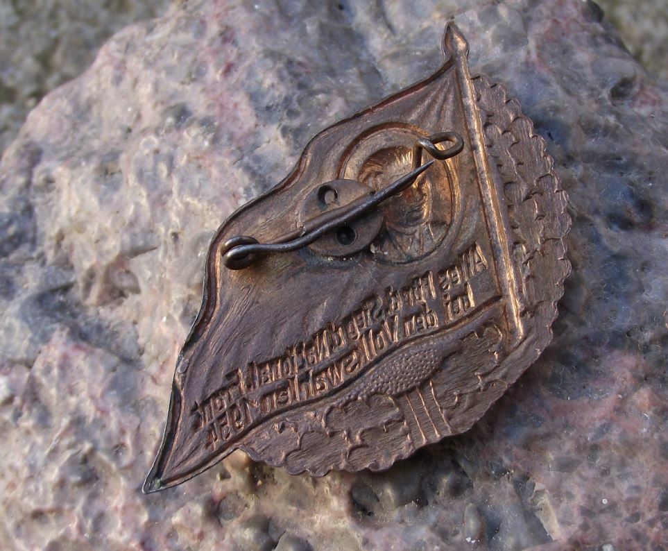 1954 FDJ German National Front Philipp Muller Medal East Germany DDR Pin Badge 