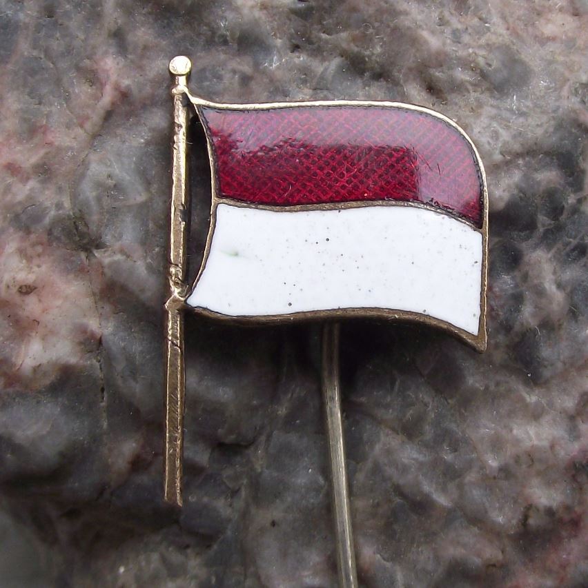 Antique Indonesia Indonesian National Bicolour Red White Flag Pin Badge - Badgecrazy