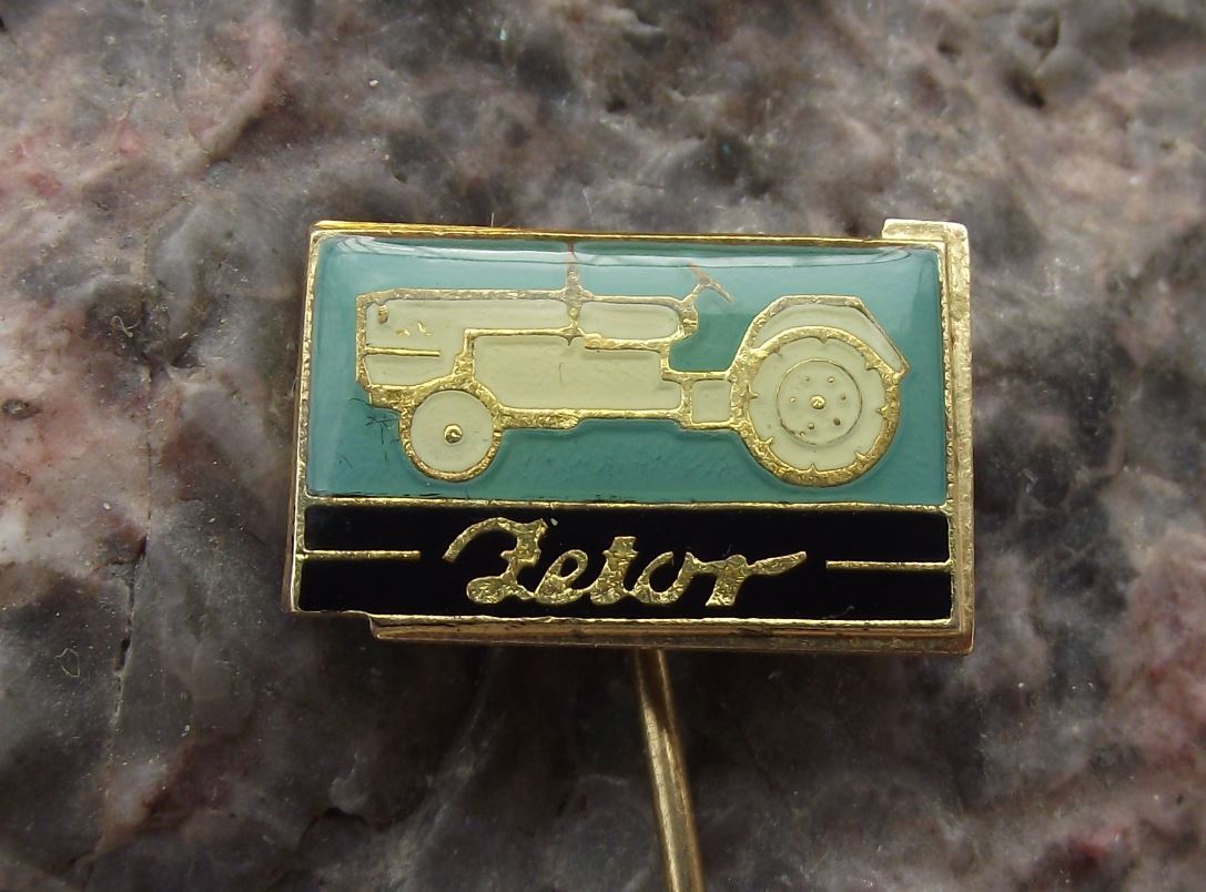 Antique Zetor Tractors Czech Agricultural Farming Machines Farm Blue Pin Badge - Badgecrazy