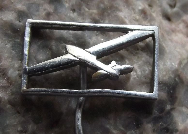 Glider Sail Plane Long Wing Aircraft Pilot Silver Cut Away Metal Pin Badge - Badgecrazy