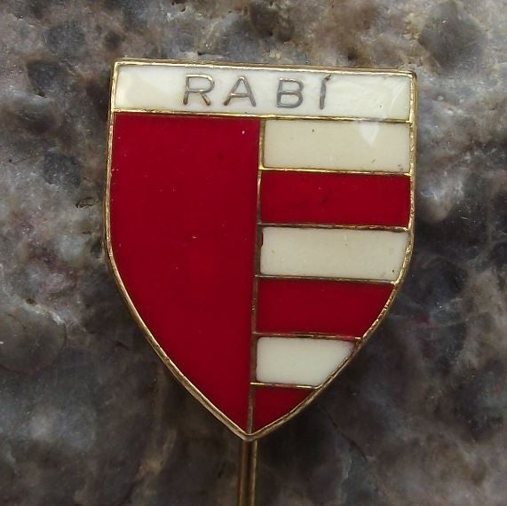 Rabi Village & Castle Czechoslovakia Family Heraldic Crest Shield Pin Badge - Badgecrazy