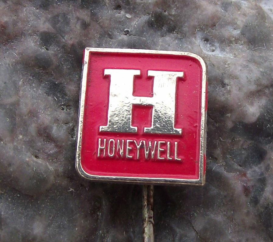 Honeywell Vintage Computer Mainframe Consumer Electronics Technology Pin Badge - Badgecrazy