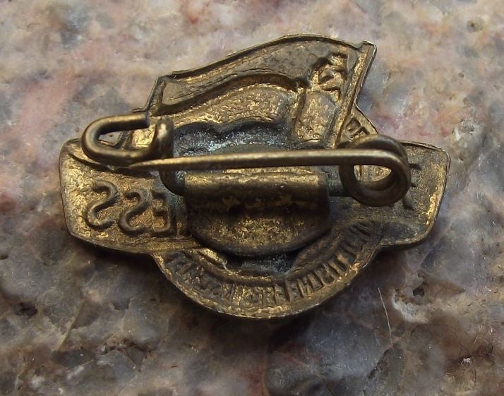 1959 East German DDR Conference of Soviet Alliance Friendship Flags Pin Badge - Badgecrazy