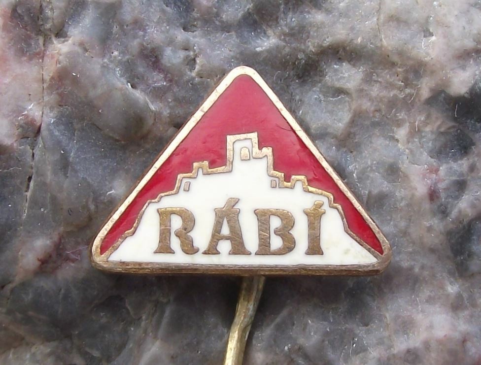 Antique Rabi Ruined Castle Czechoslovakia Bohemian Hill Fortress Pin Badge - Badgecrazy