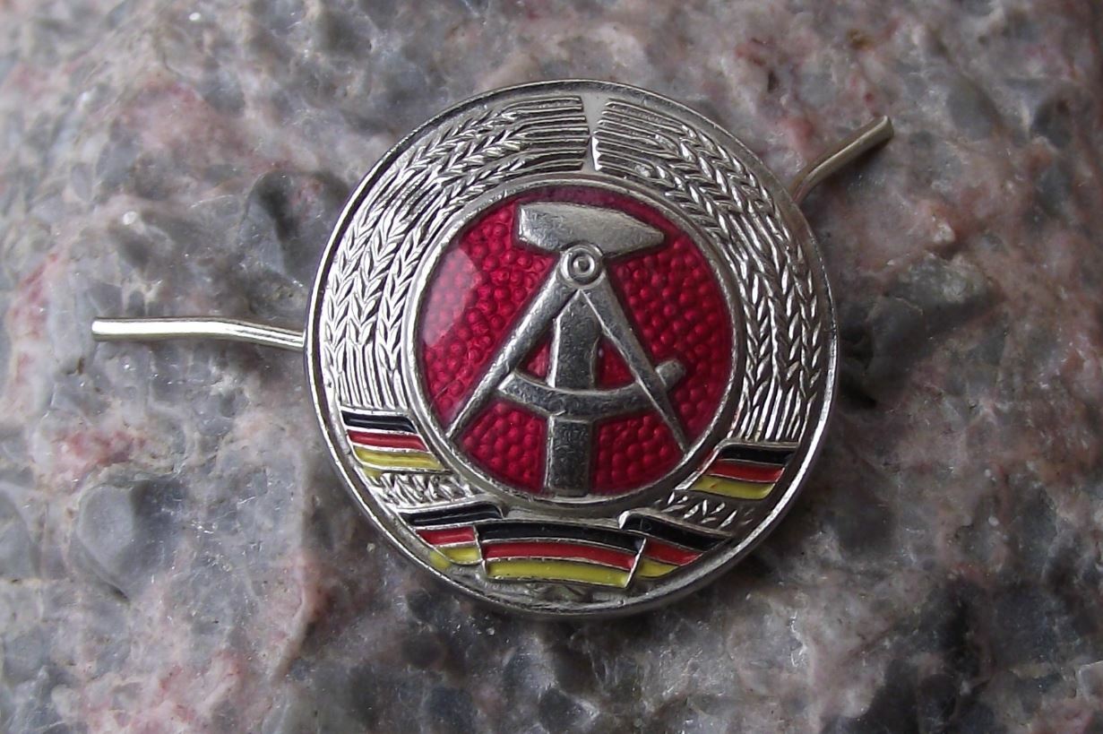 Vintage East Germany Military Soldier Hammer Compass Paramilitary Hat Cap Badge - Badgecrazy