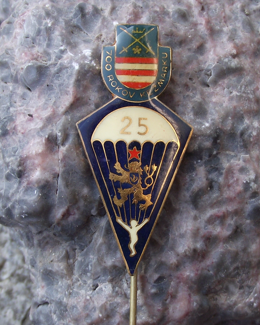 1951 Czech Military Parachuting Army Parachute Parachutist Kezmarok Pin Badge