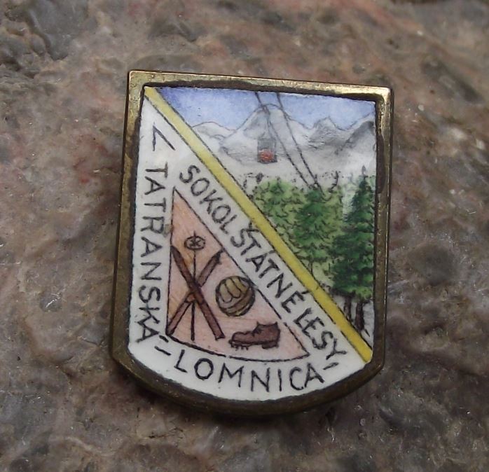 Tatranska Lomnice Slovakia Tatra Mountains National Park Ski Resort Pin Badge - Badgecrazy