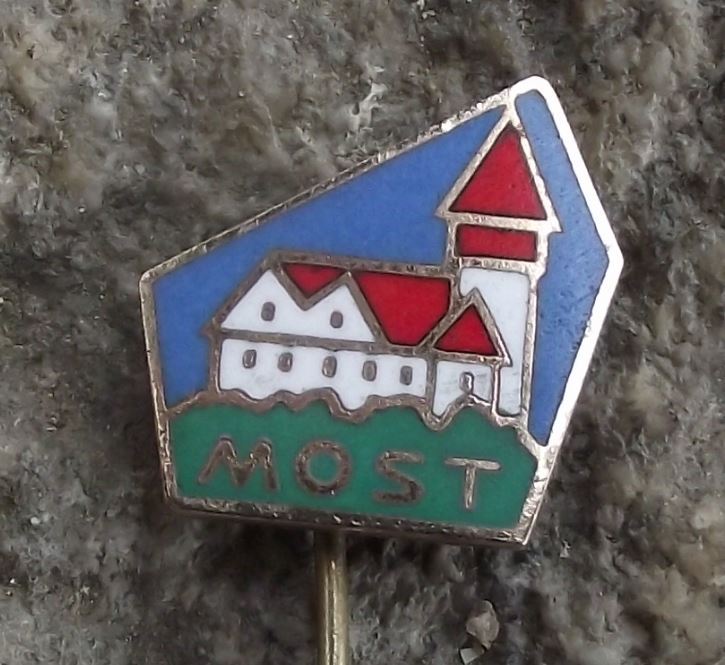 Antique Most Brux Hvevin Czech Castle Lookout Tower Souvenier Travel Pin Badge - Badgecrazy