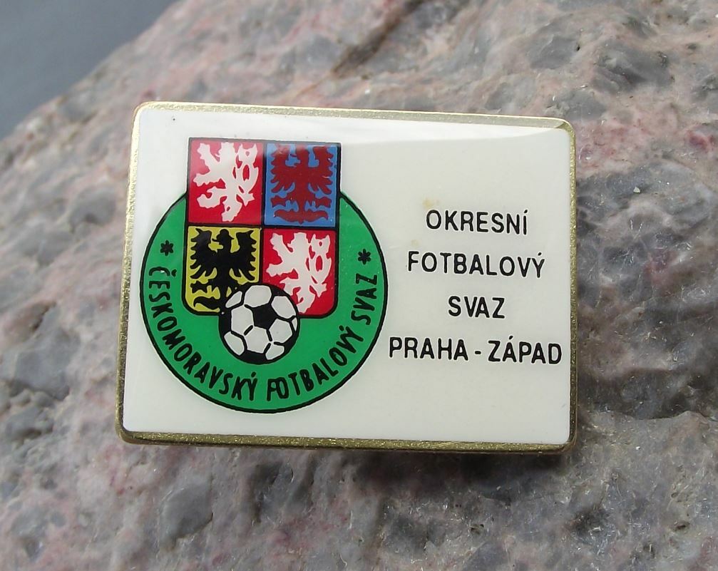 1994 Rare Bohemian Moravian Football Federation Czech Republic Soccer Pin Badge - Badgecrazy