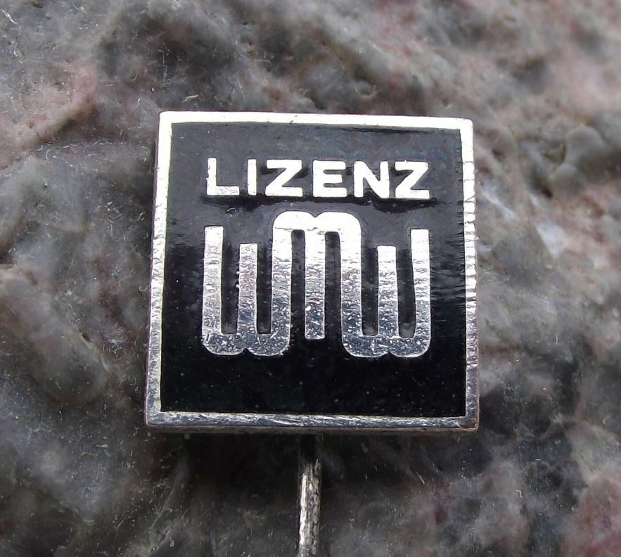 Antique East Germany DDR WMW Lizenz Union Heavy Engineering Machines Pin Badge - Badgecrazy