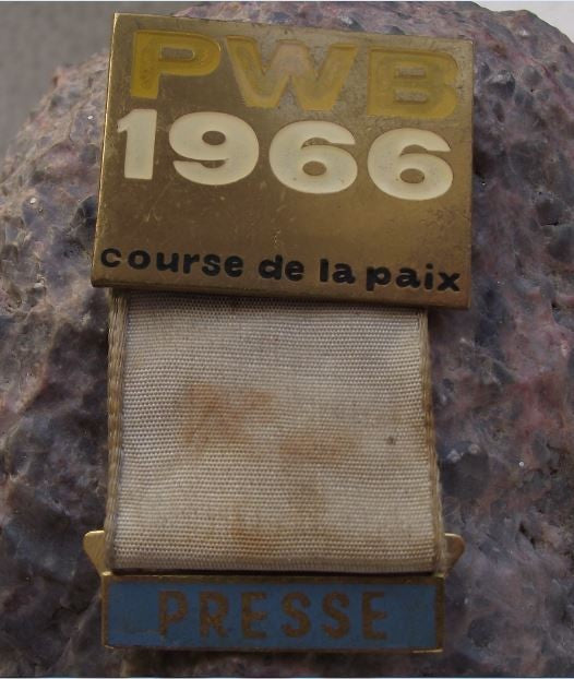 1966 Course de la Paix Peace Race WBP Cycling Cycle Tour Press ID Pin Badge - Badgecrazy