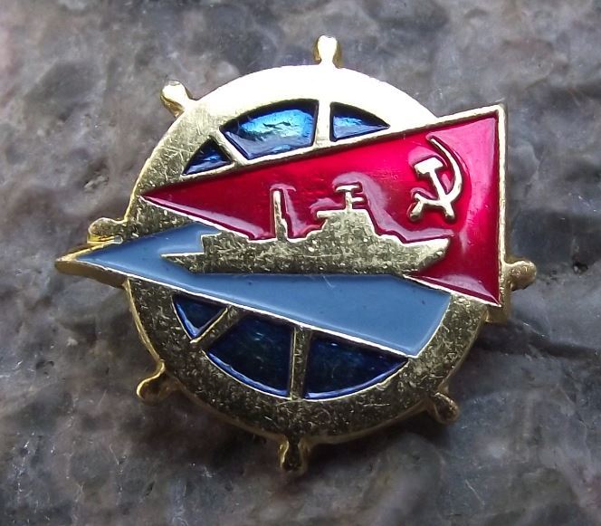 Ships Wheel Nautical Steering Device with Soviet Warship and Russian Flag Badge - Badgecrazy