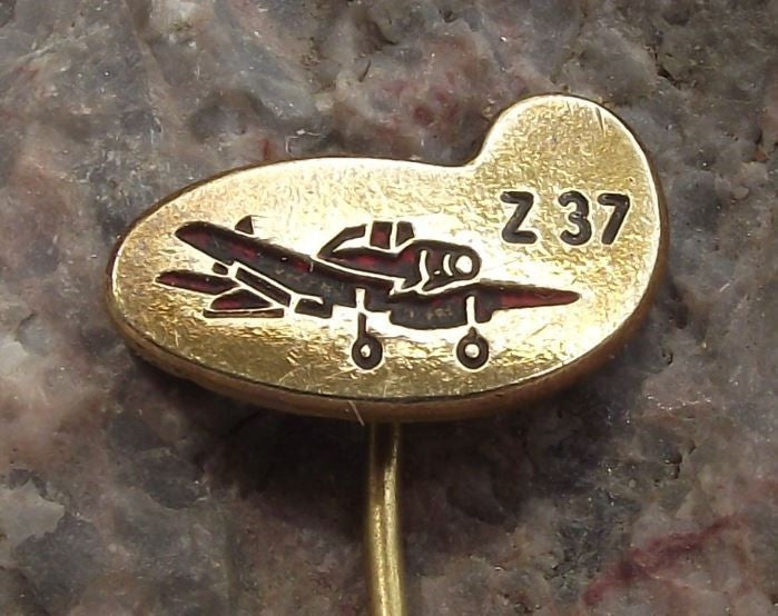 Vintage Moravan Zlin Z-37 Crop Sprayer Glider Towing Aircraft Plane Pin Badge - Badgecrazy