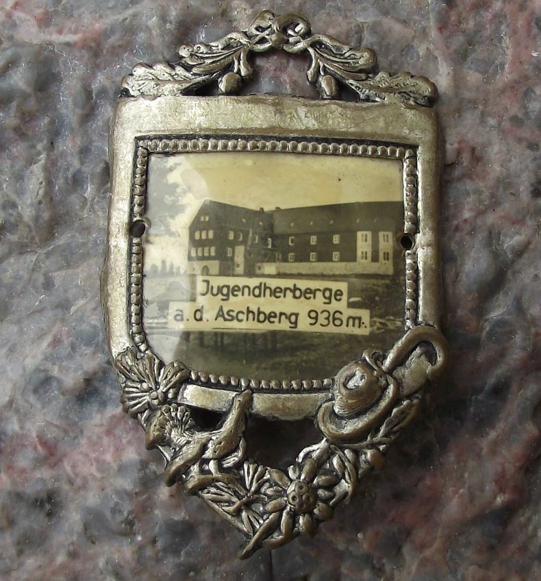 Antique Jugendherberge Aschberg Vintage Metal Climbers Walking Stick Stocknagel - Badgecrazy