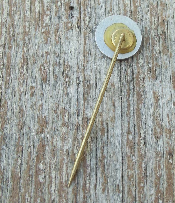 Vintage Fezko Traditional Czech Fez Maker Hat Hatter Czechoslovakia Pin Badge - Badgecrazy