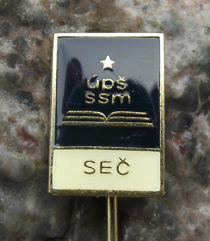 SSM SZM Central Political School Czechoslovakia Communist Youth Sec Pin Badge - Badgecrazy