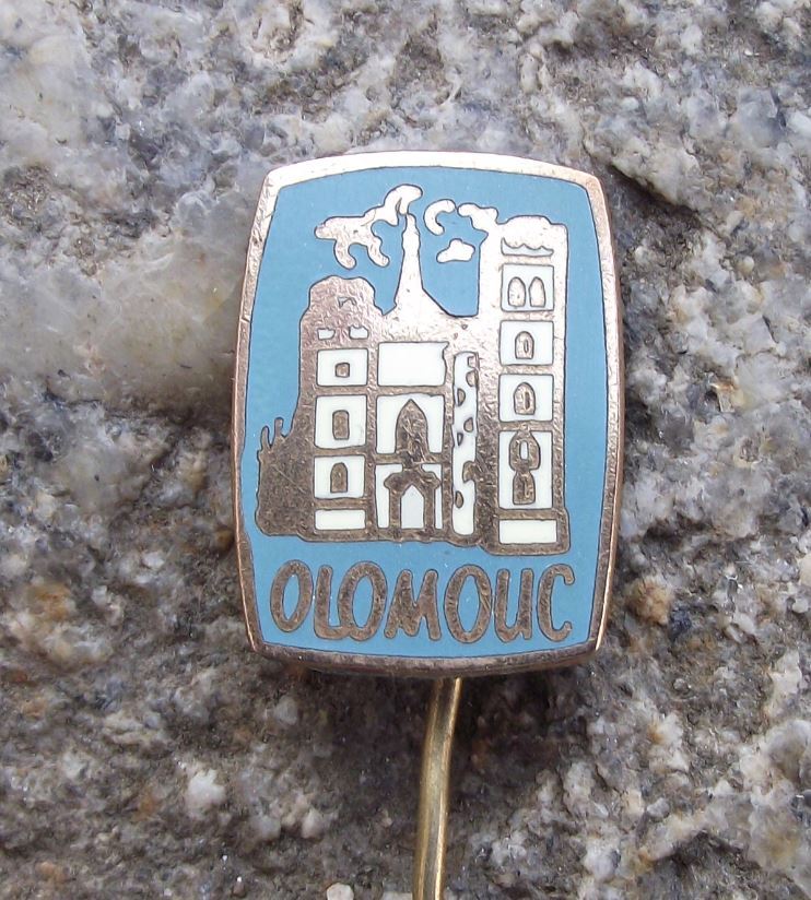 Olomouc Olmutz Moravia Famous Buildings Town Square Tourist Souvenier Pin Badge - Badgecrazy
