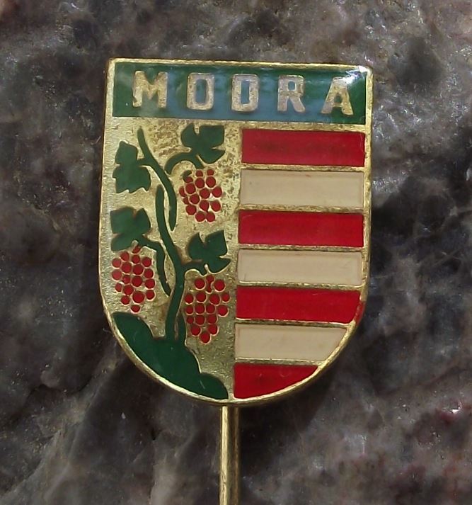 Modra Grapes & Striped Shield Official Czechoslovak Town Heraldic Pin Badge - Badgecrazy