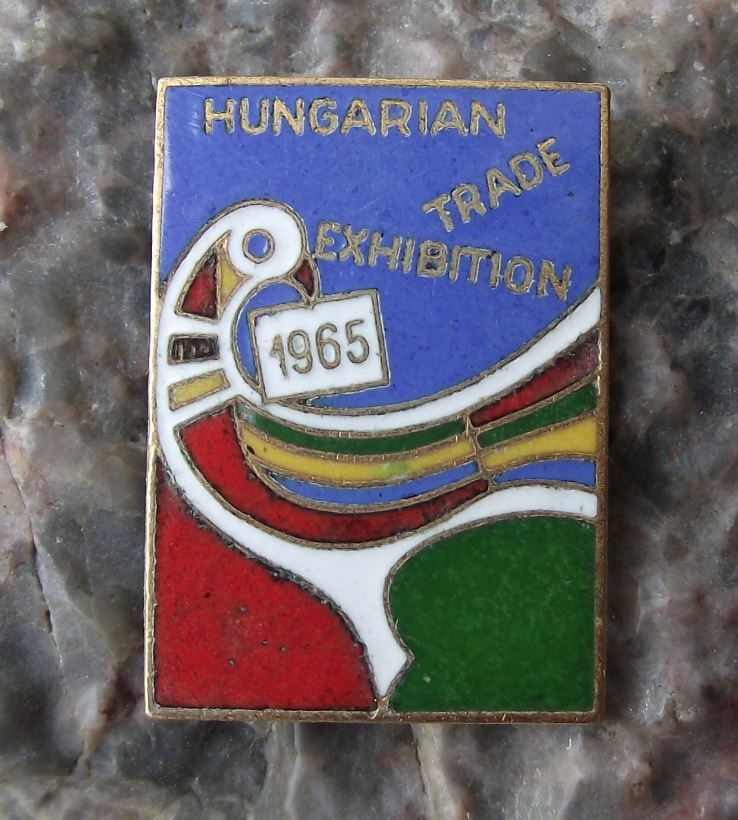 1965 Hungarian Trade Exhibition Expo Hungary Dove Bird Fair Pin Badge - Badgecrazy