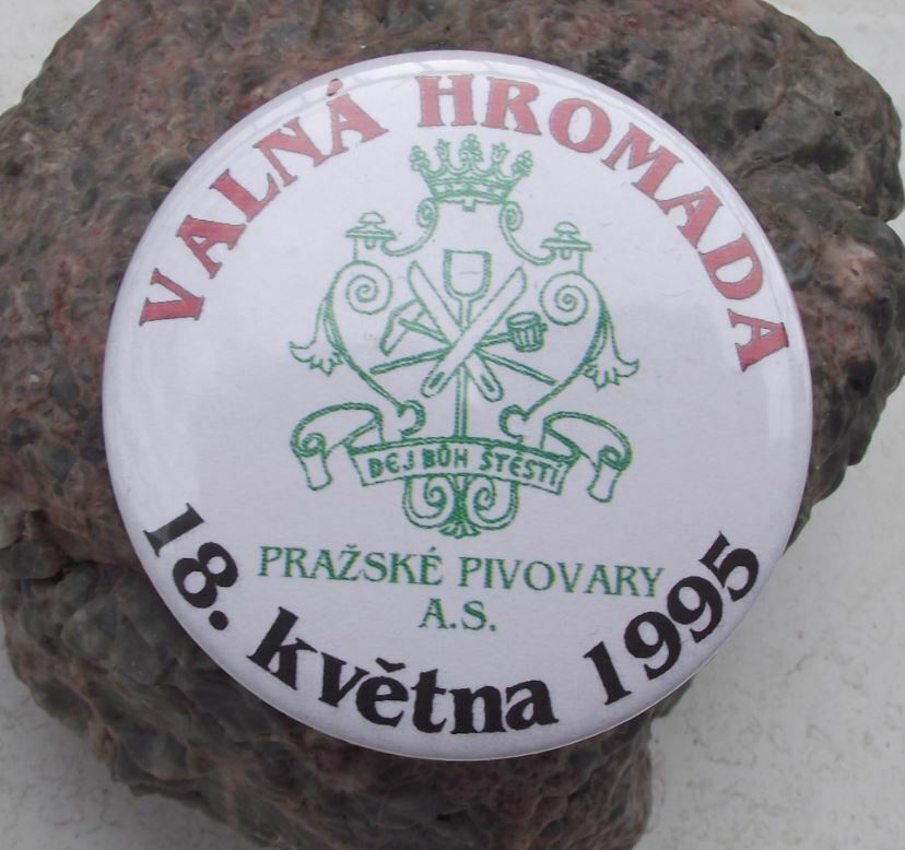 1995 Prazske Pivovary General Meeting Czechoslovakia Beer Lager Pin Badge - Badgecrazy