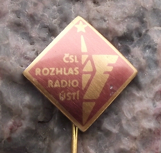 Vintage CSL Radio Usti Czech State Broadcasting Transmitter Tower Pin Badge - Badgecrazy