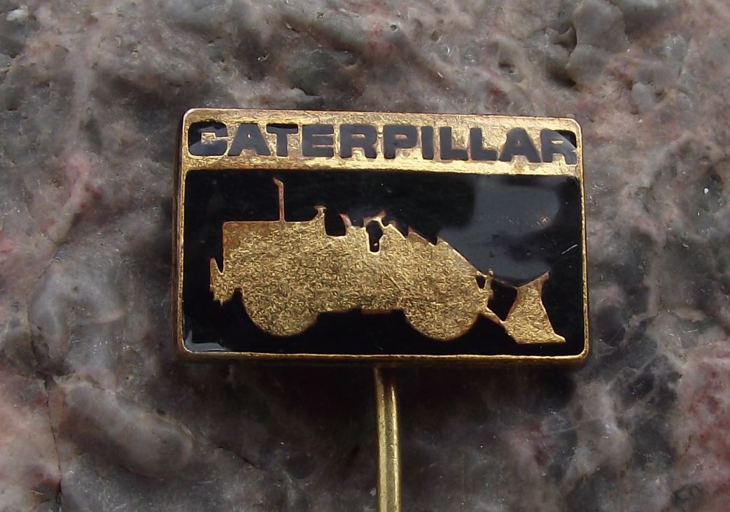 Antique Caterpillar Bulldozer Engineering Company Heavy Machines Pin Badge - Badgecrazy