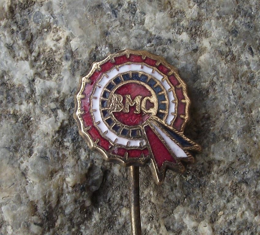 Antique BMC Motor Corporation British Car Manufacturer Rosette Logo Pin Badge - Badgecrazy