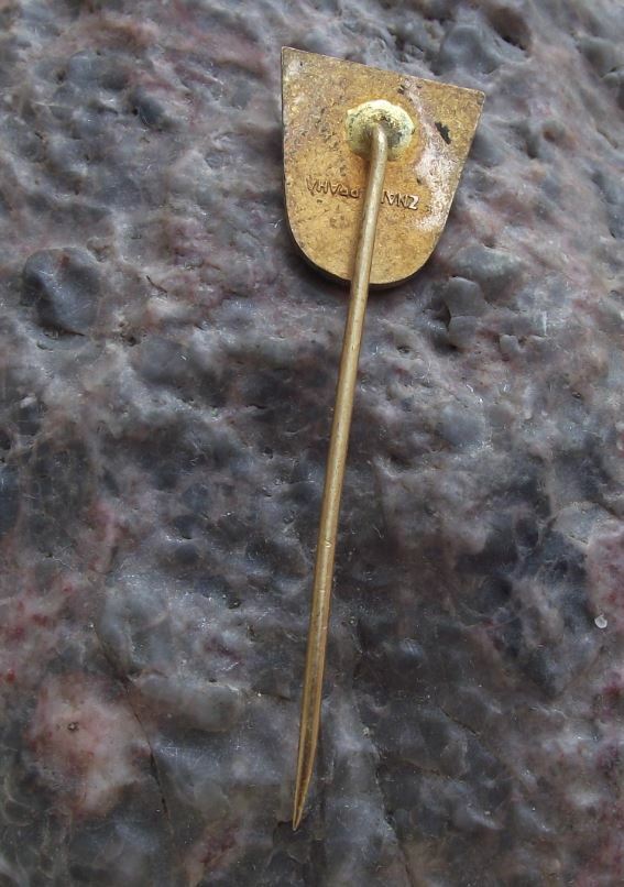 Antique Kolin Czechoslovakia Coat of Arms Bohemian Heraldic Crest Pin Badge - Badgecrazy