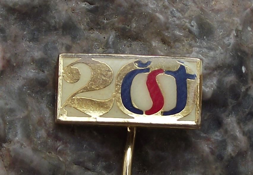 1973 Ceska Statni Televize CST Czech State Television 20th Anniversary Pin Badge - Badgecrazy