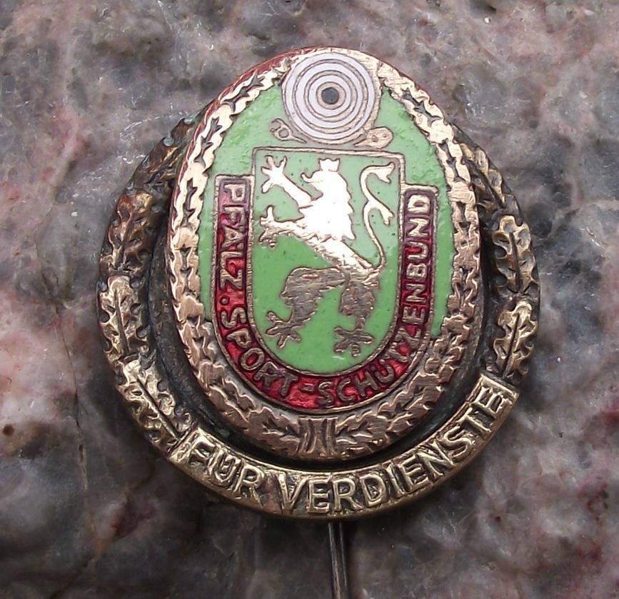 Pfaelzischer Shooting Association German Defence Club Merit Award Lion Pin Badge - Badgecrazy