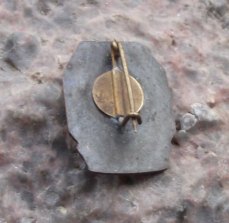 Vintage Tallinn Estonia Medieval Knight Sword Brooch Souvenier Pin Badge - Badgecrazy