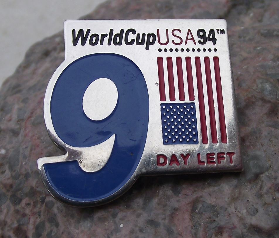 1994 Fifa World Cup USA United States Soccer Football 9 Days Left Tie Pin Badge - Badgecrazy