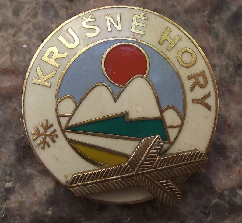 Antique Krusne Hory Ore Mountains Climbers Pine Branch Tourist Hiking Pin Badge - Badgecrazy