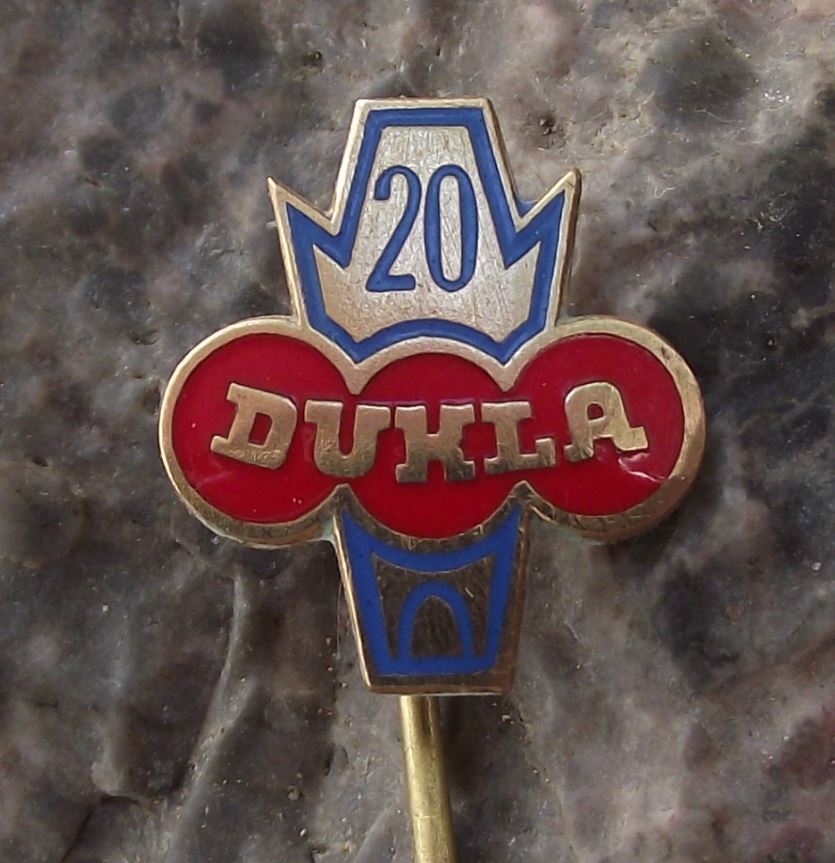 1968 Dukla Prague Praha FC Army Football Soccer Club 20th Anniversary Pin Badge - Badgecrazy