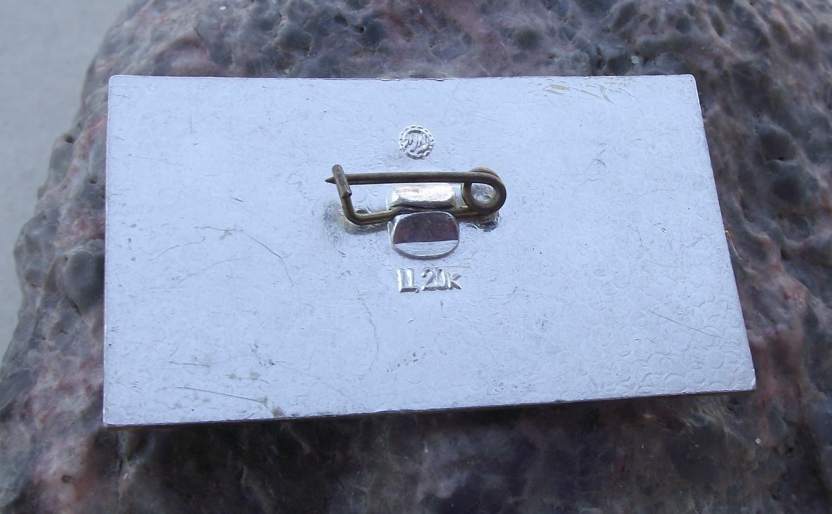 Antique Soviet Union Russian BAHX Museum Radio Electronics Pavilion Pin Badge - Badgecrazy