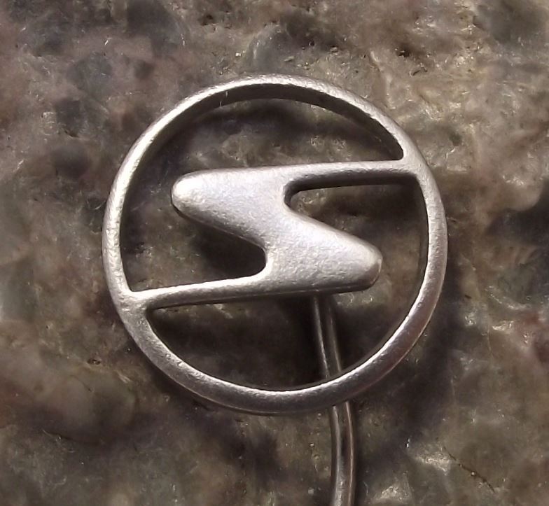Vintage Trabant VEB Sachsenring Trabbi East Germany DDR GDR Car Logo Pin Badge - Badgecrazy