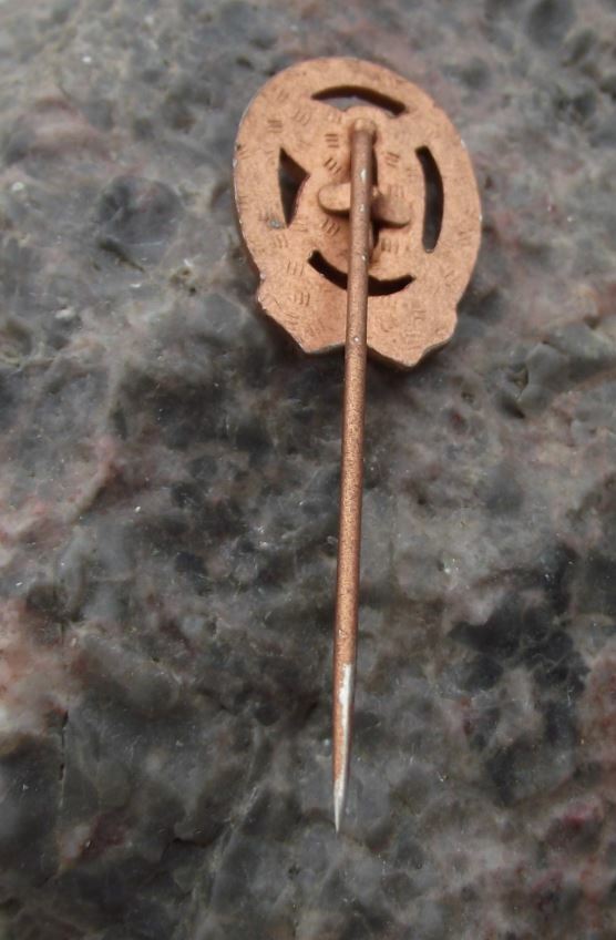 Antique DTSB East German DDR Central Sports Society Award Bronze Stick Pin Badge - Badgecrazy